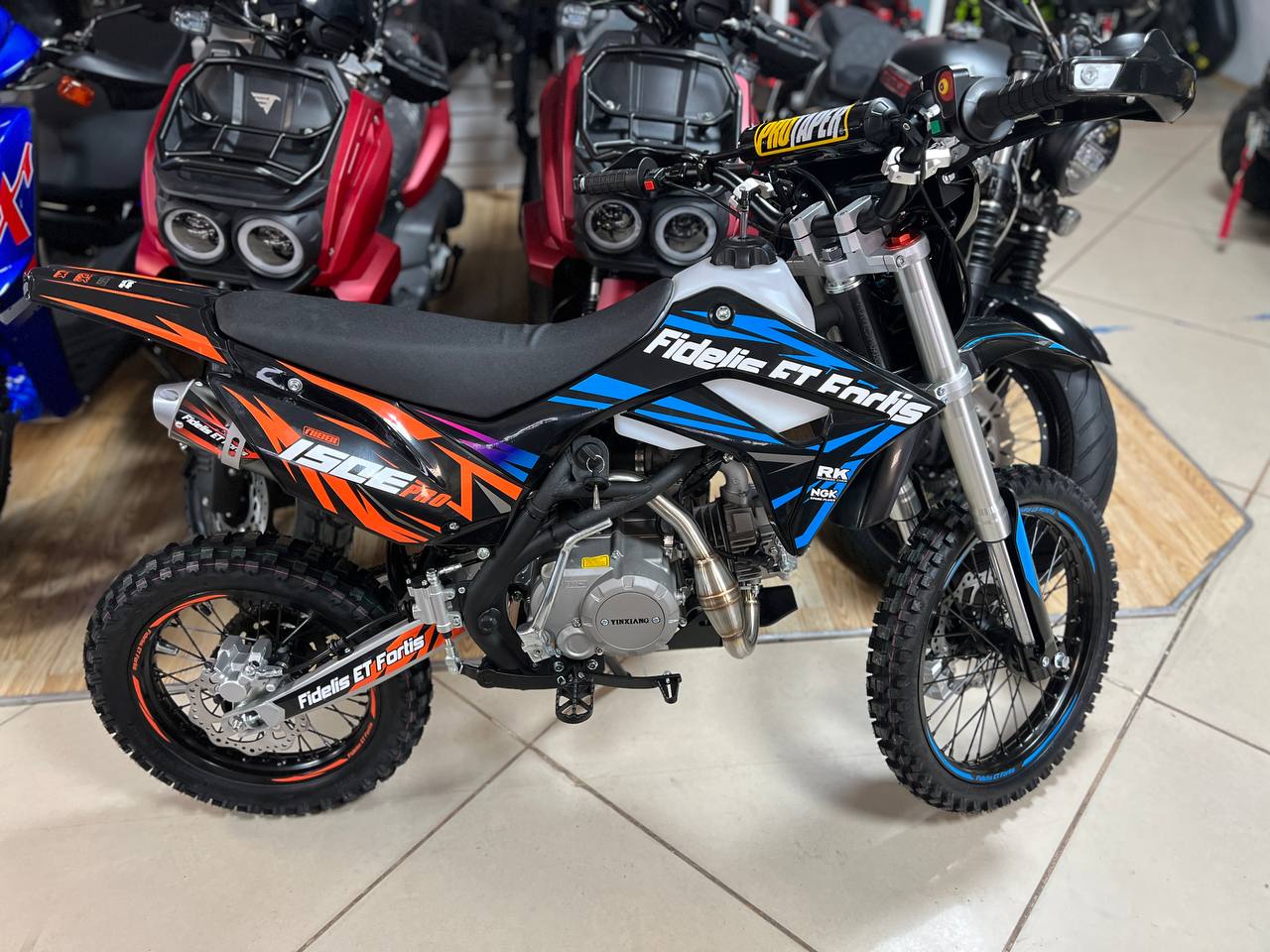 Мотоцикл (питбайк) PROMAX FIDET (ФАЙДЕТ) 190E PRO 17/14 в Смоленске