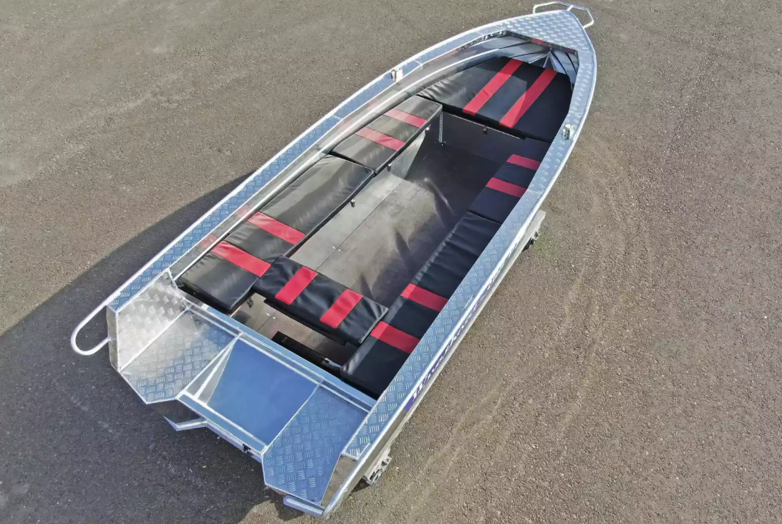 Алюминиевая лодка Wyatboat-390РМ увеличенный борт в Смоленске