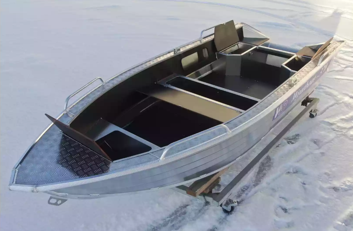 Алюминиевая лодка Wyatboat-370 в Смоленске