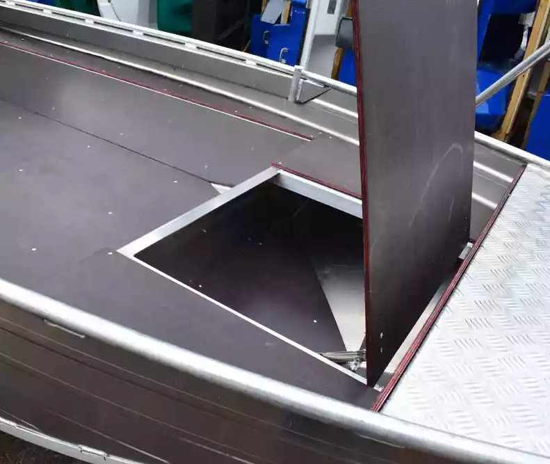 Алюминиевая лодка  Wyatboat-430 Master в Смоленске