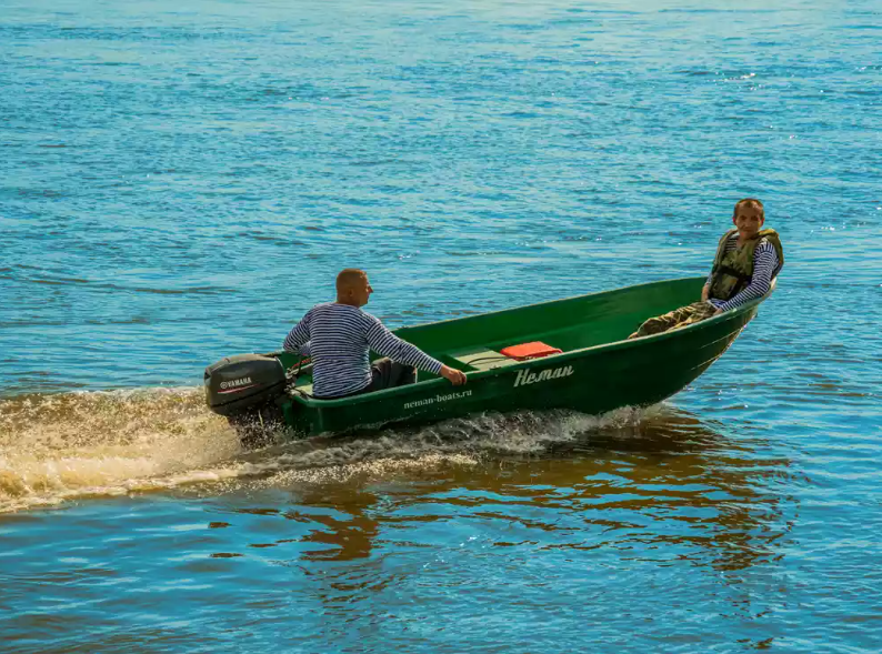 Стеклопластиковая лодка Neman-340 (тримаран) в Смоленске