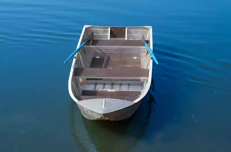 Алюминиевая лодка Вятка-Профи 32 в Смоленске