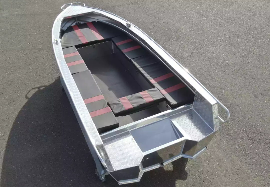 Алюминиевая лодка Wyatboat-390РМ увеличенный борт в Смоленске