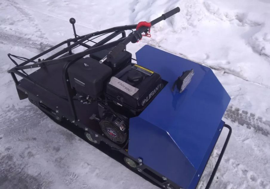 Мотобуксировщик AhtaR ЗИМА с реверсом (задний ход) в Смоленске