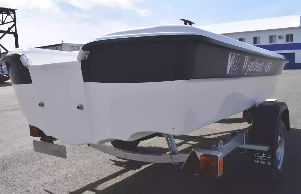 Стеклопластиковая лодка Wyatboat 430 тримаран в Смоленске