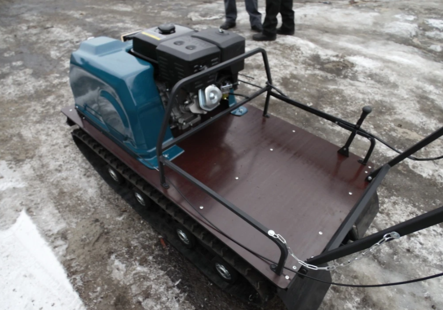 Мотобуксировщик AhtaR LR13 с реверс-вариатором Буран (задний ход) в Смоленске