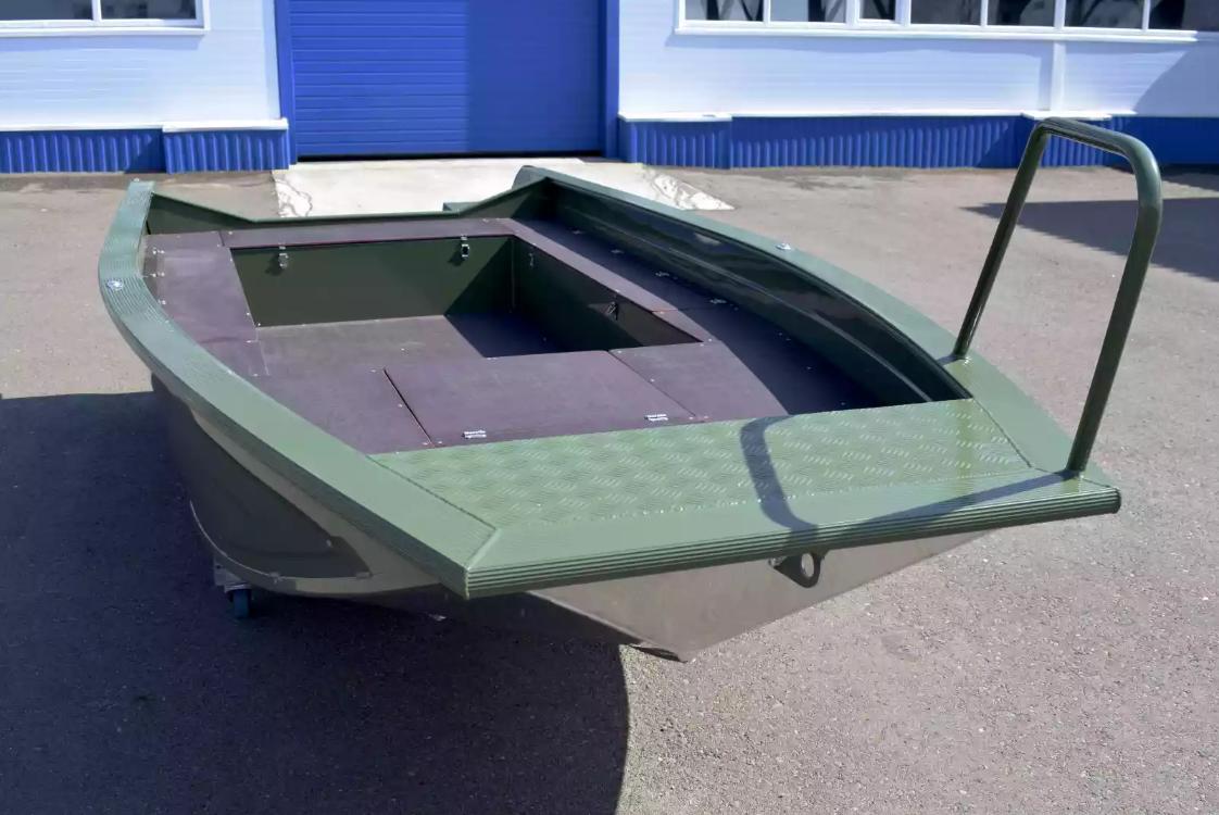Алюминиевая лодка  Wyatboat-430 Master Fish в Смоленске