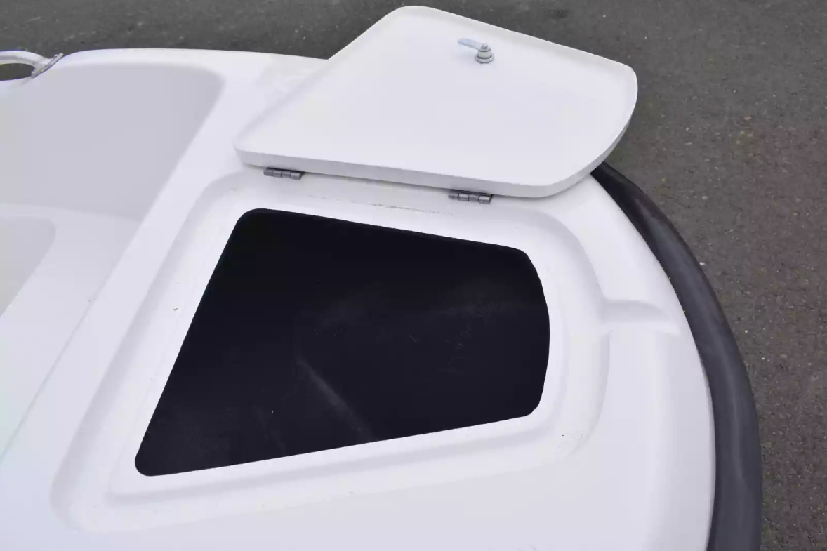 Стеклопластиковая лодка Пингвин New (тримаран) в Смоленске