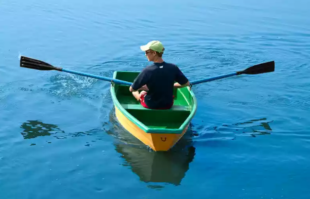 Стеклопластиковая лодка Малютка в Смоленске