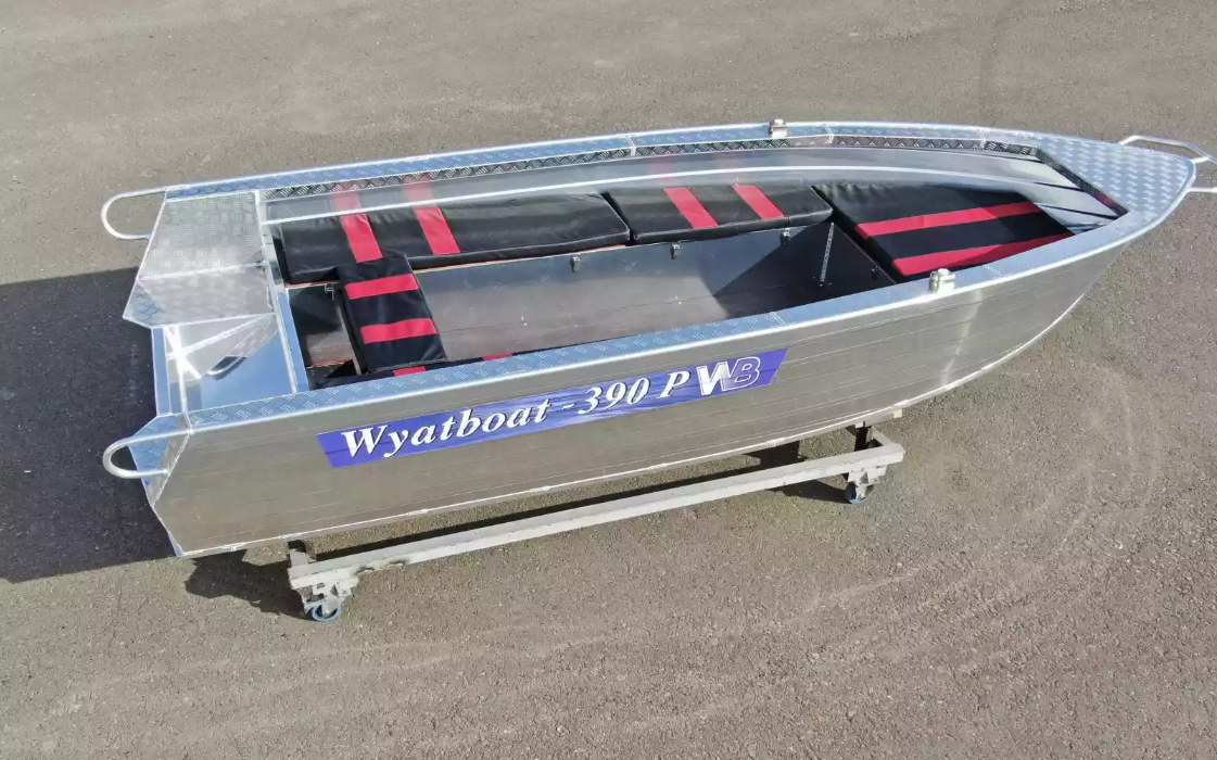 Алюминиевая лодка Wyatboat-390РМ увеличенный борт в Смоленске