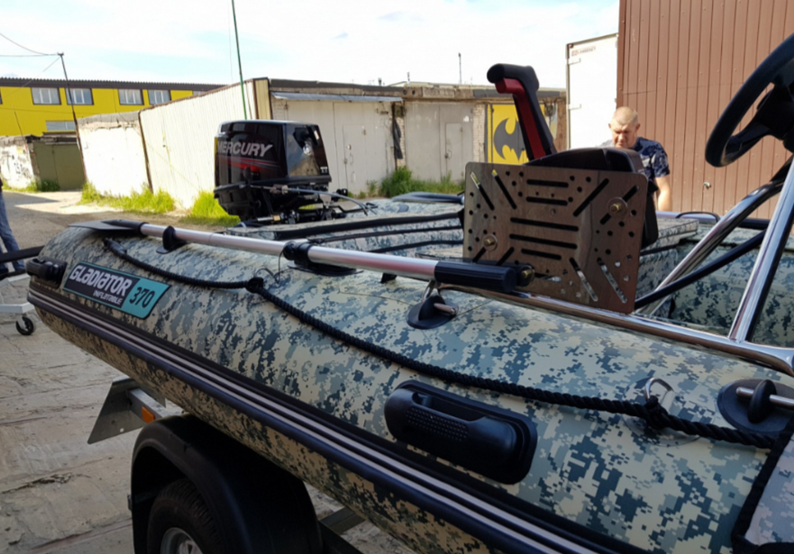 НАДУВНАЯ ЛОДКА GLADIATOR C370AL в Смоленске