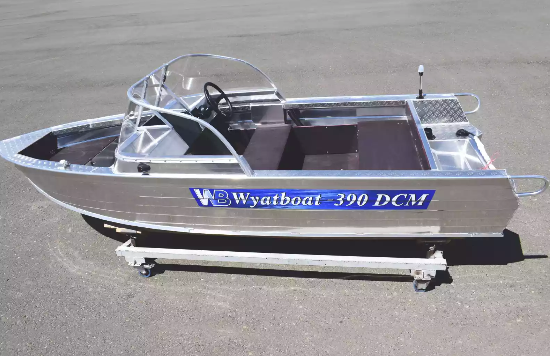 Алюминиевая лодка Wyatboat-390 DCM в Смоленске