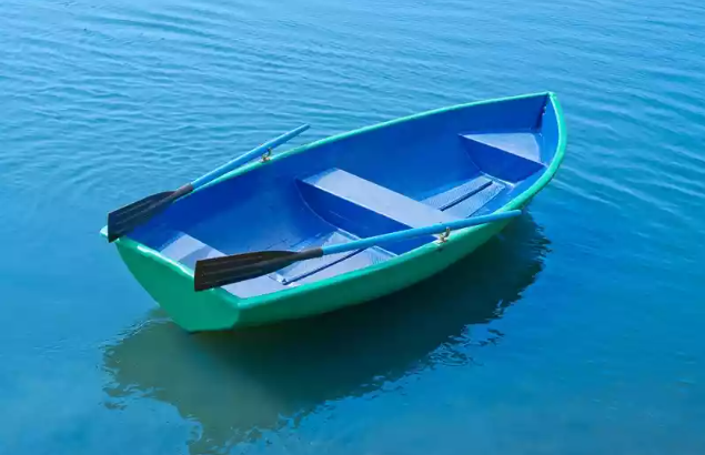 Стеклопластиковая лодка Дельфин в Смоленске