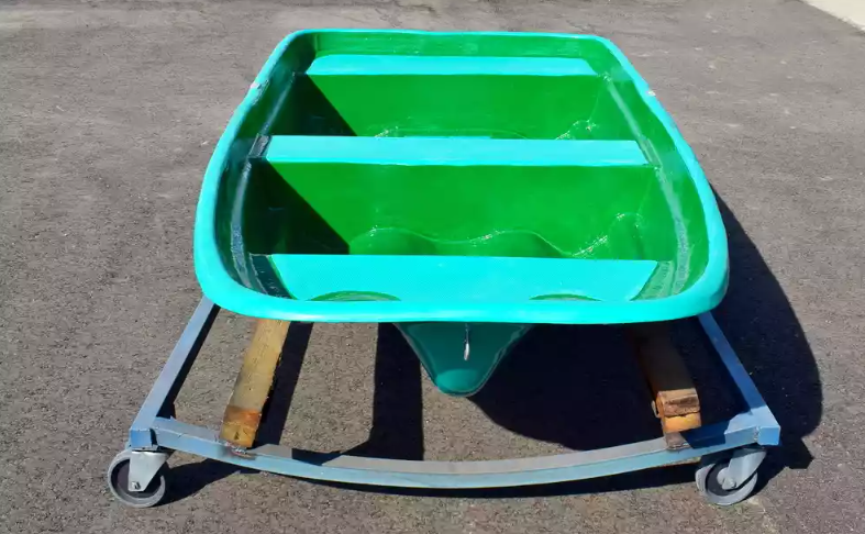 Стеклопластиковая лодка Старт (тримаран) в Смоленске