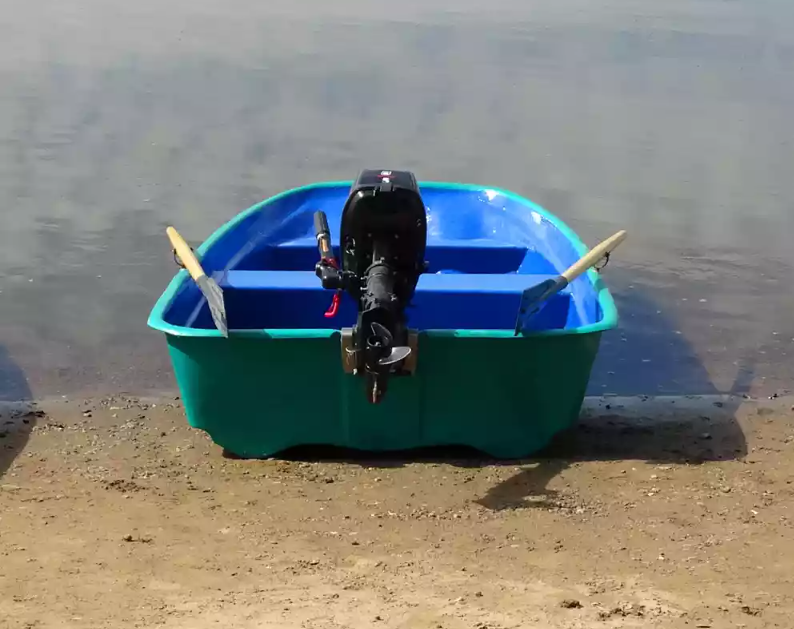 Стеклопластиковая лодка Старт (тримаран) в Смоленске