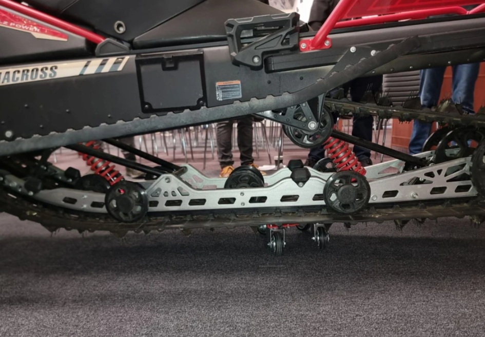 Снегоход AODES Siberiacross 1000 WT 508mm LCD 6.8 в Смоленске