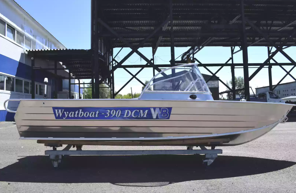 Алюминиевая лодка Wyatboat-390 DCM в Смоленске