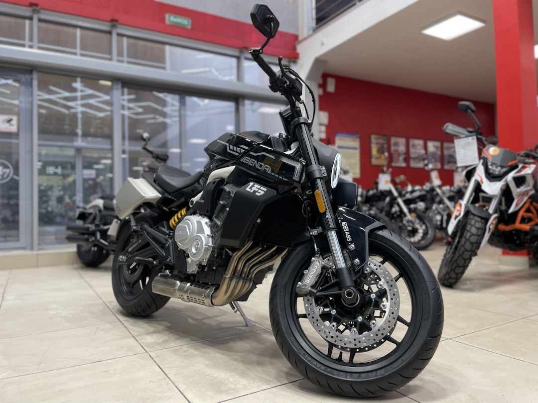 Мотоцикл Benda LFS 700 в Смоленске