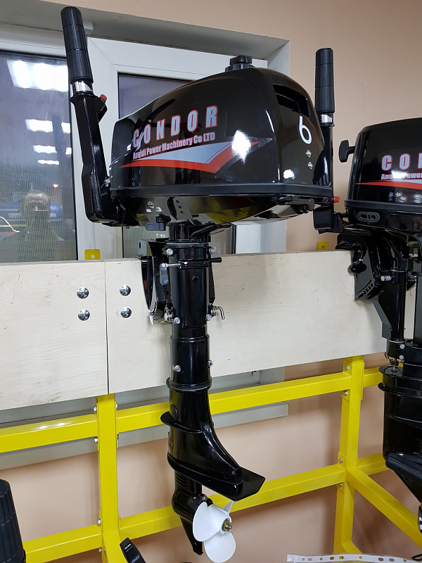 Лодочный мотор Condor T6HS без бака 12 л. в Смоленске