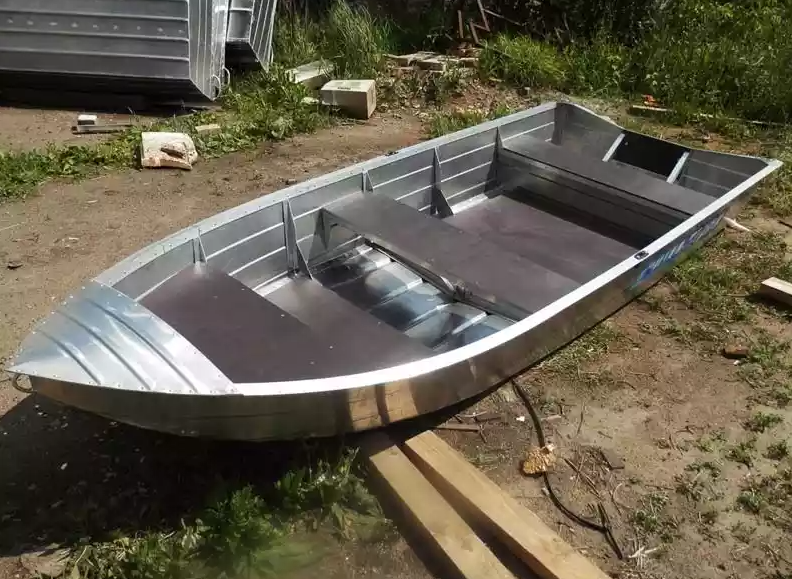 Алюминиевая лодка Вятка-Профи 37 в Смоленске