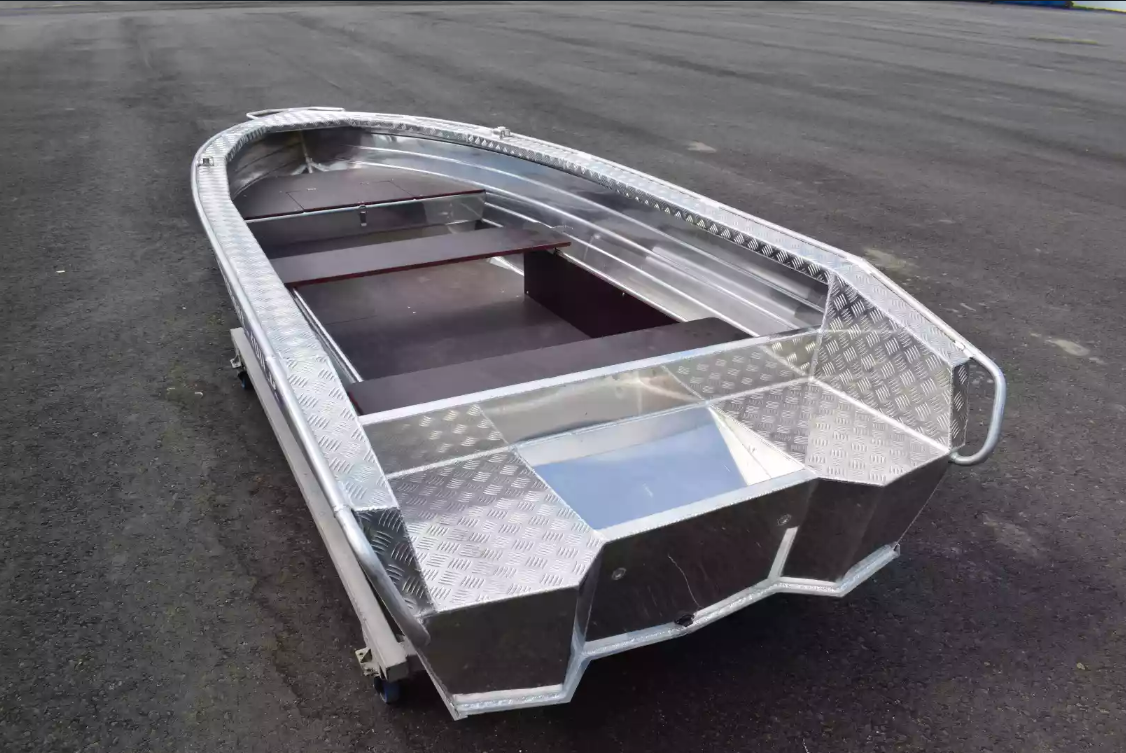 Алюминиевая лодка Wyatboat-390Р Увеличенный борт в Смоленске