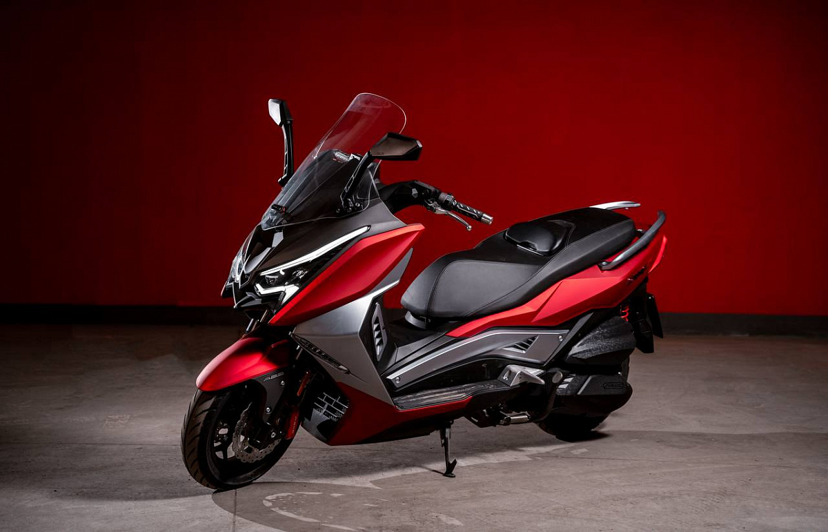 МАКСИСКУТЕР ARIIC 318 в Смоленске