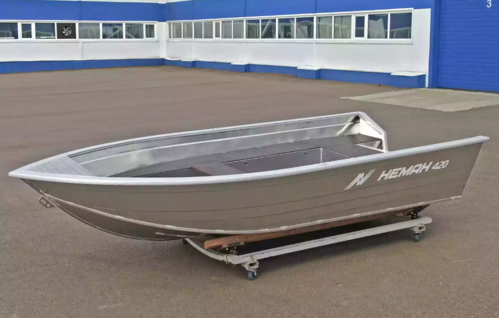 Алюминиевая лодка  Неман-420 в Смоленске