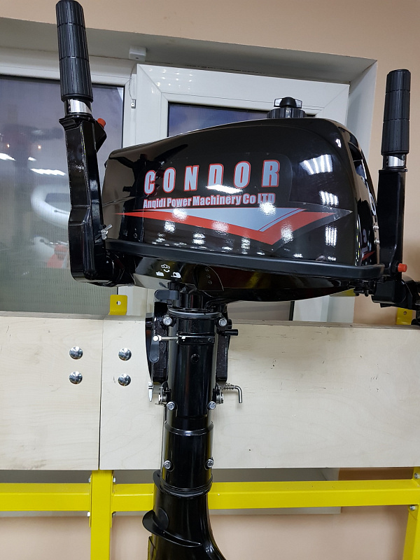 Лодочный мотор Condor T5HS с баком 12 л. в Смоленске