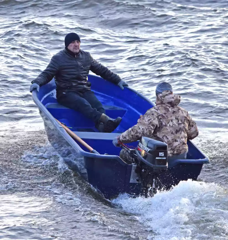 Стеклопластиковая лодка Neman-340 (тримаран) в Смоленске