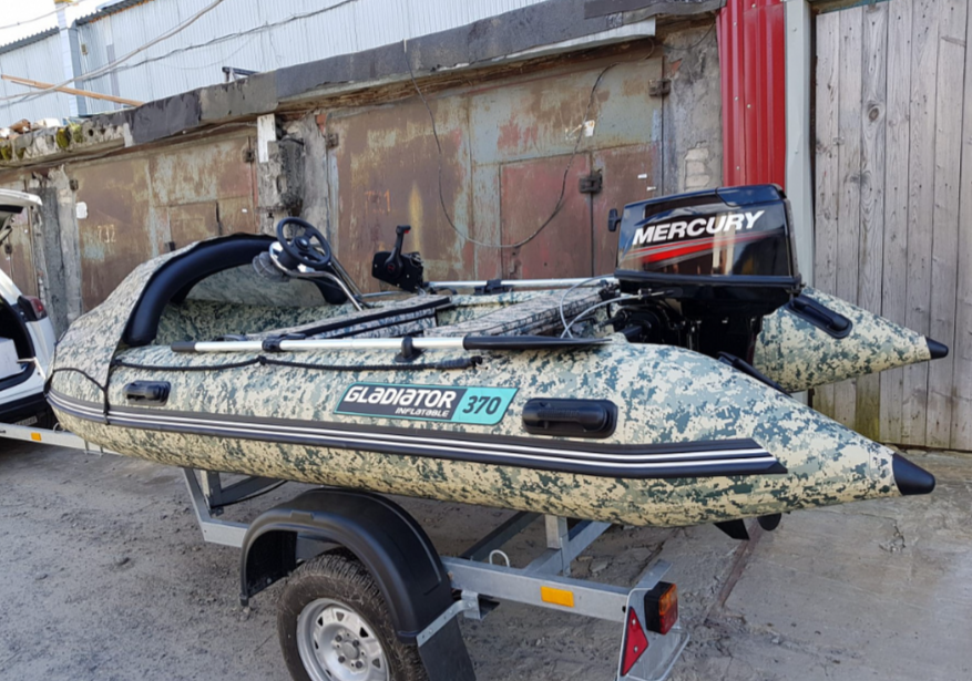 НАДУВНАЯ ЛОДКА GLADIATOR C370AL в Смоленске