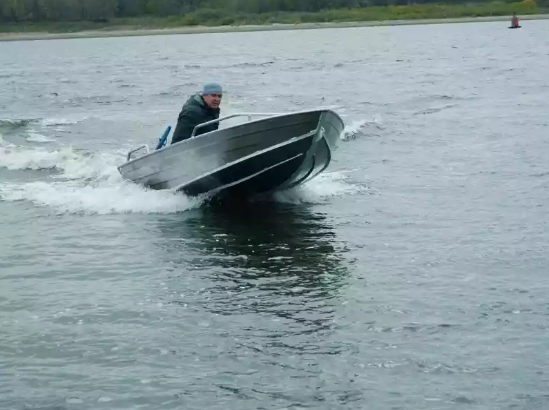 Алюминиевая лодка Wyatboat-390 M в Смоленске