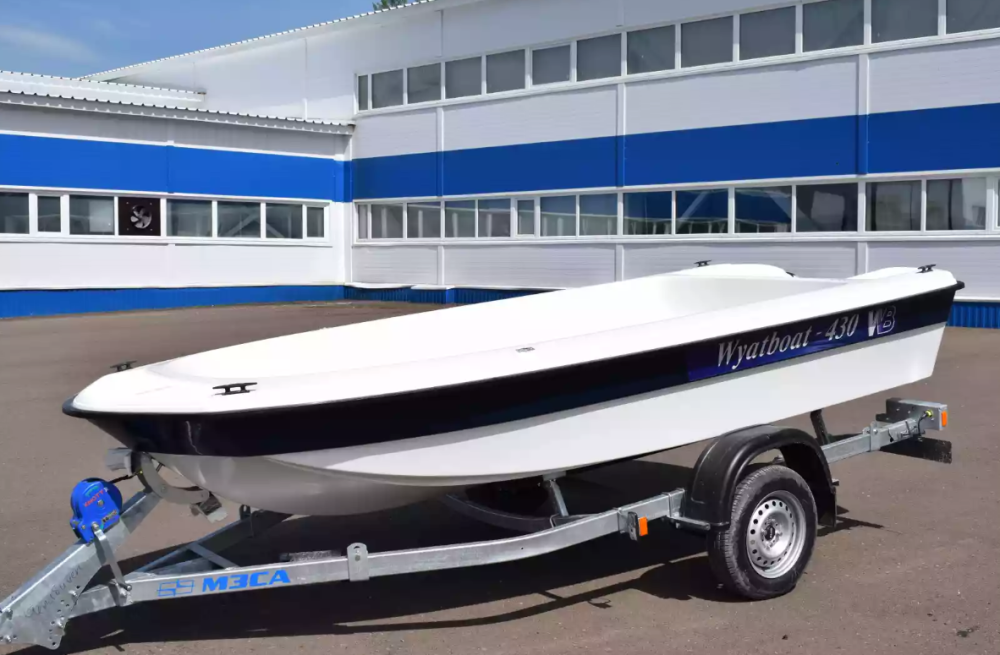 Стеклопластиковая лодка Wyatboat 430 тримаран в Смоленске