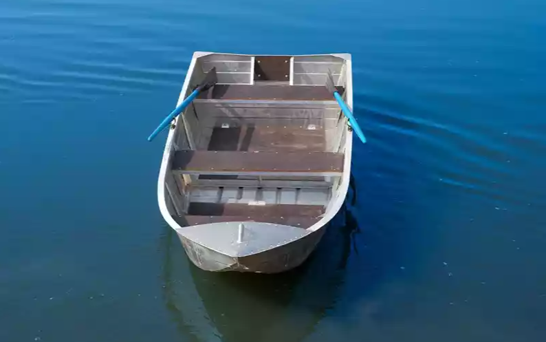 Алюминиевая лодка Вятка-Профи 37 в Смоленске