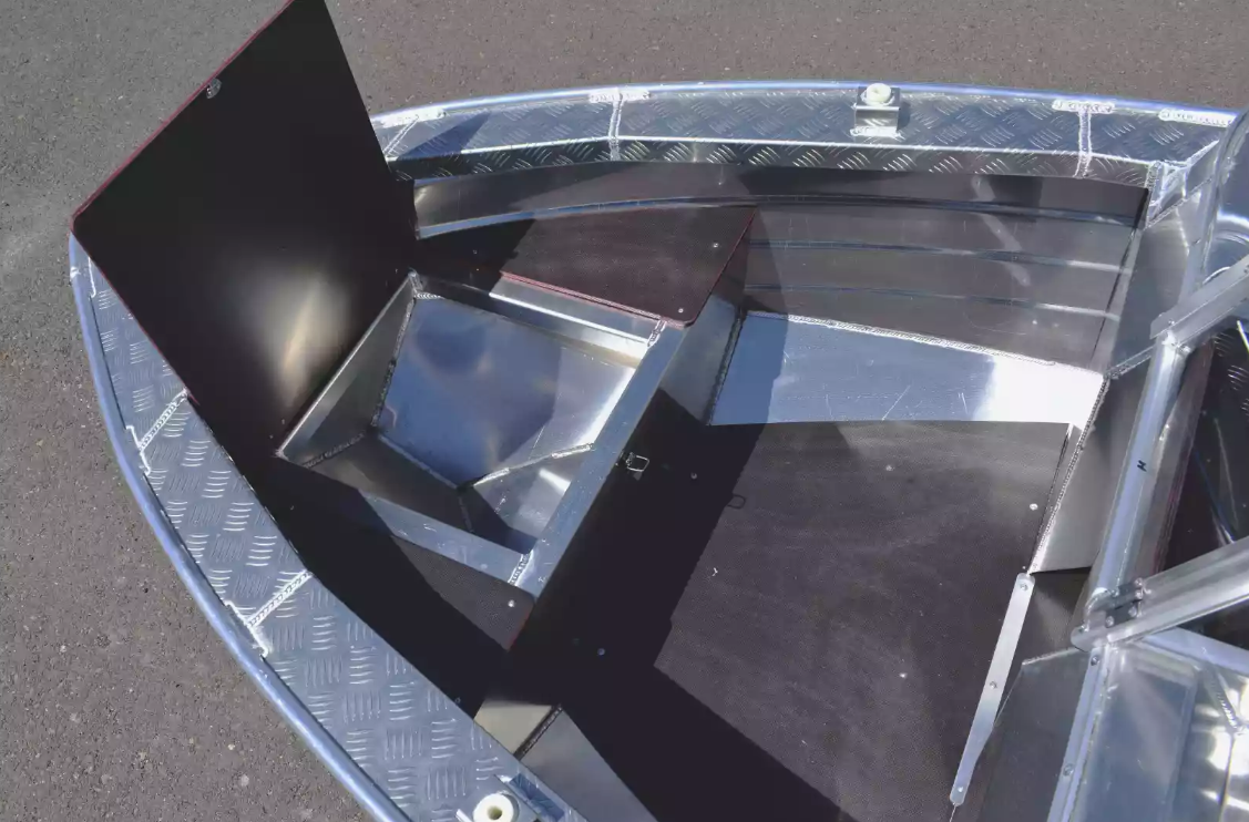 Алюминиевая лодка Wyatboat-390 DCM в Смоленске