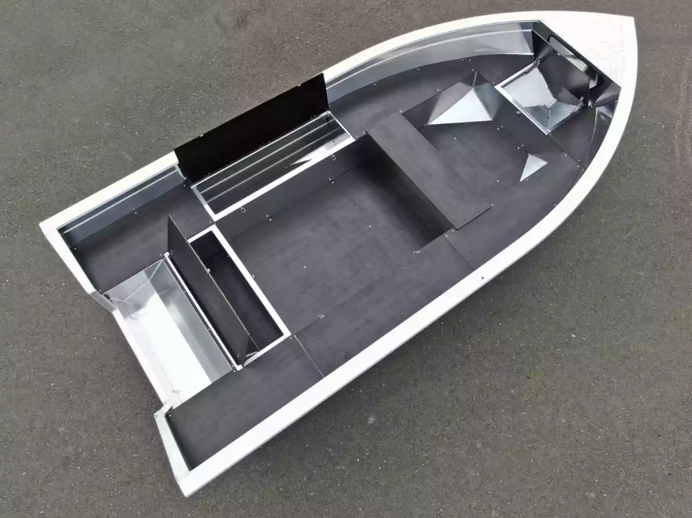 Алюминиевая лодка  Неман-420 в Смоленске