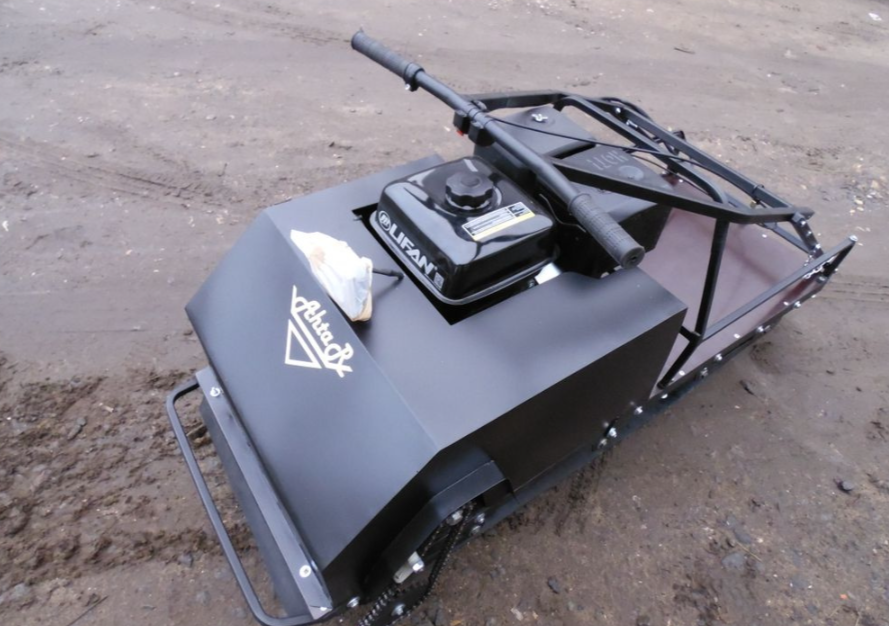 Мотобуксировщик AhtaR Зима 15 л/с с вариатором в Смоленске