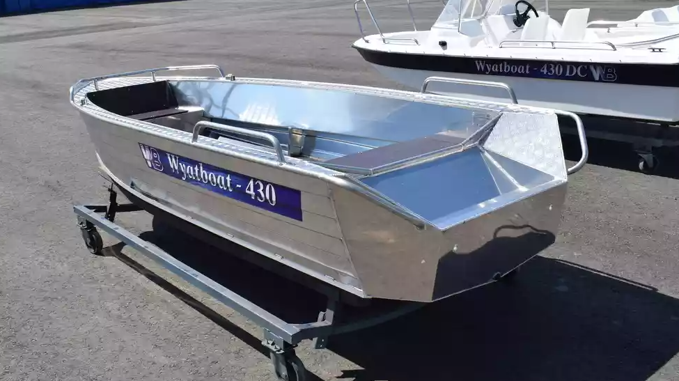 Алюминиевая лодка  Wyatboat-430М в Смоленске