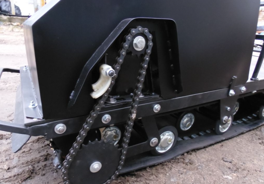 Мотобуксировщик AhtaR Зима 15 л/с с вариатором в Смоленске