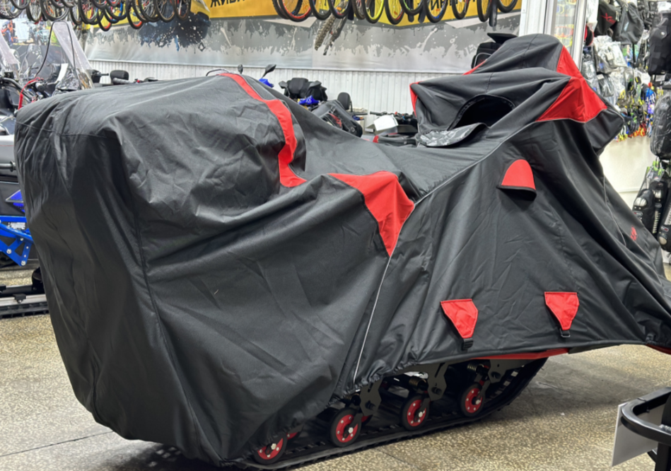 Чехол транспорт. снегохода IKUDZO HUNTER черно-красный Оксфорд ПРЕМИУМ качества с лого IKUDZO в Смоленске