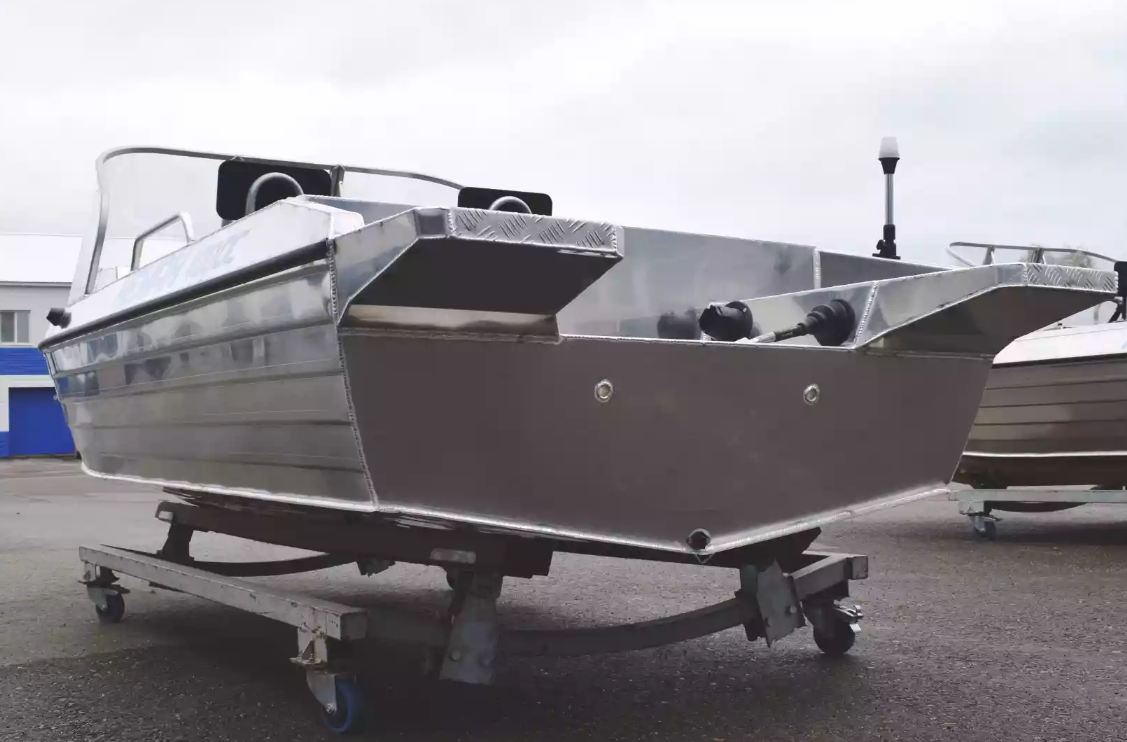 Алюминиевая лодка  Neman-400 DC в Смоленске