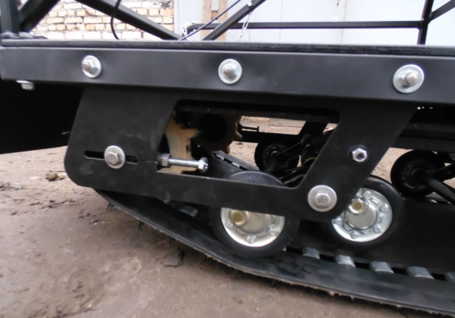 Мотобуксировщик AhtaR Зима 15 л/с с вариатором в Смоленске