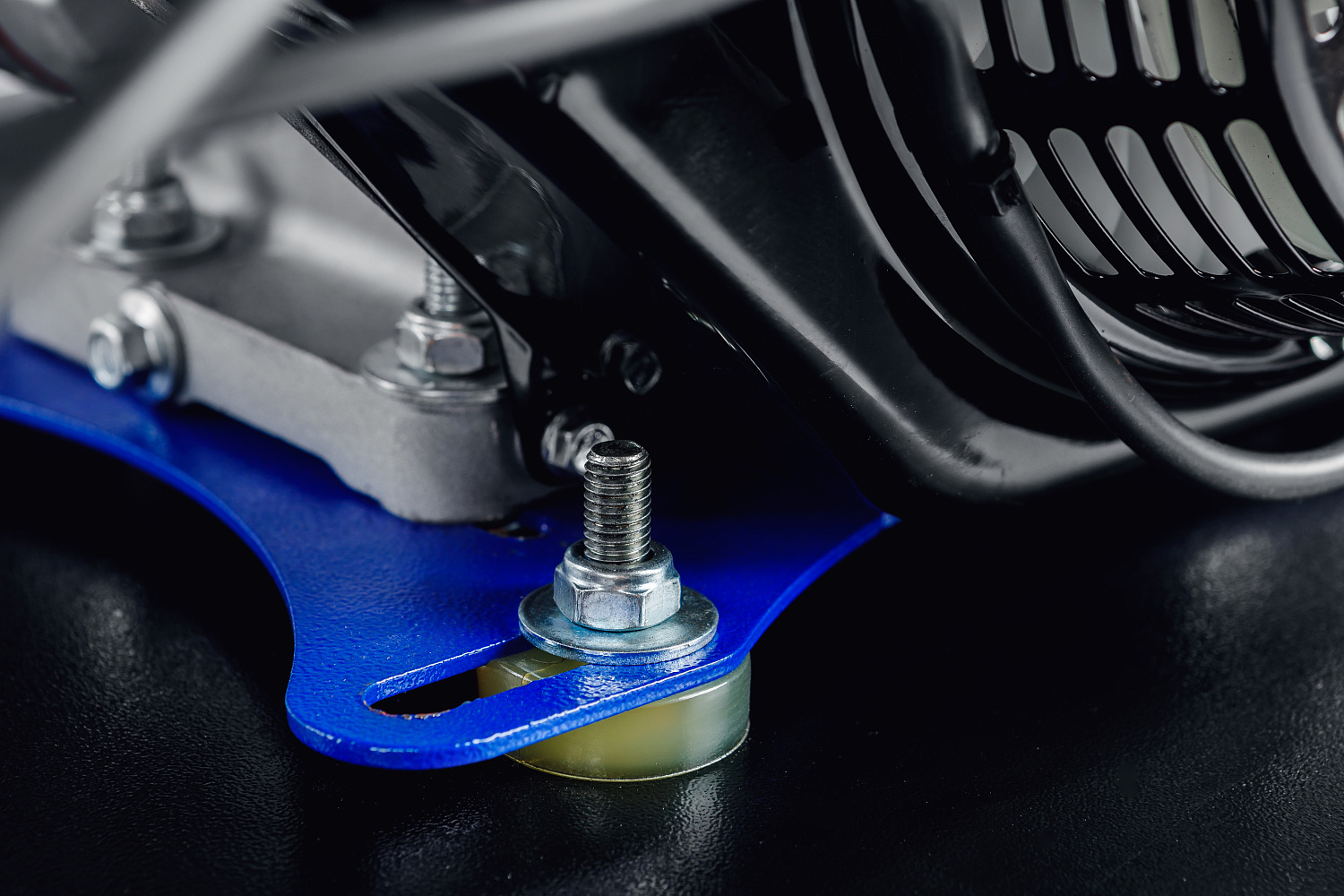 МОТОБУКСИРОВЩИК IKUDZO LONG 2.0 1700/500 EKR19 в Смоленске