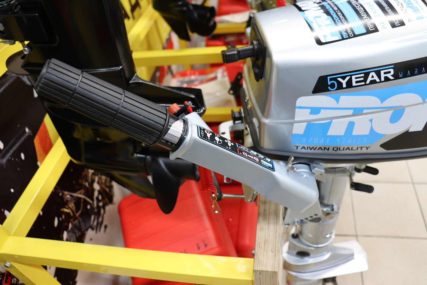 Лодочный мотор PROMAX SP5FHS (внешний бак 12 л) в Смоленске