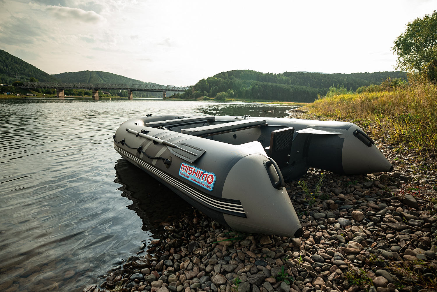 Лодка MISHIMO RIVER JET 390 под водомет в Смоленске
