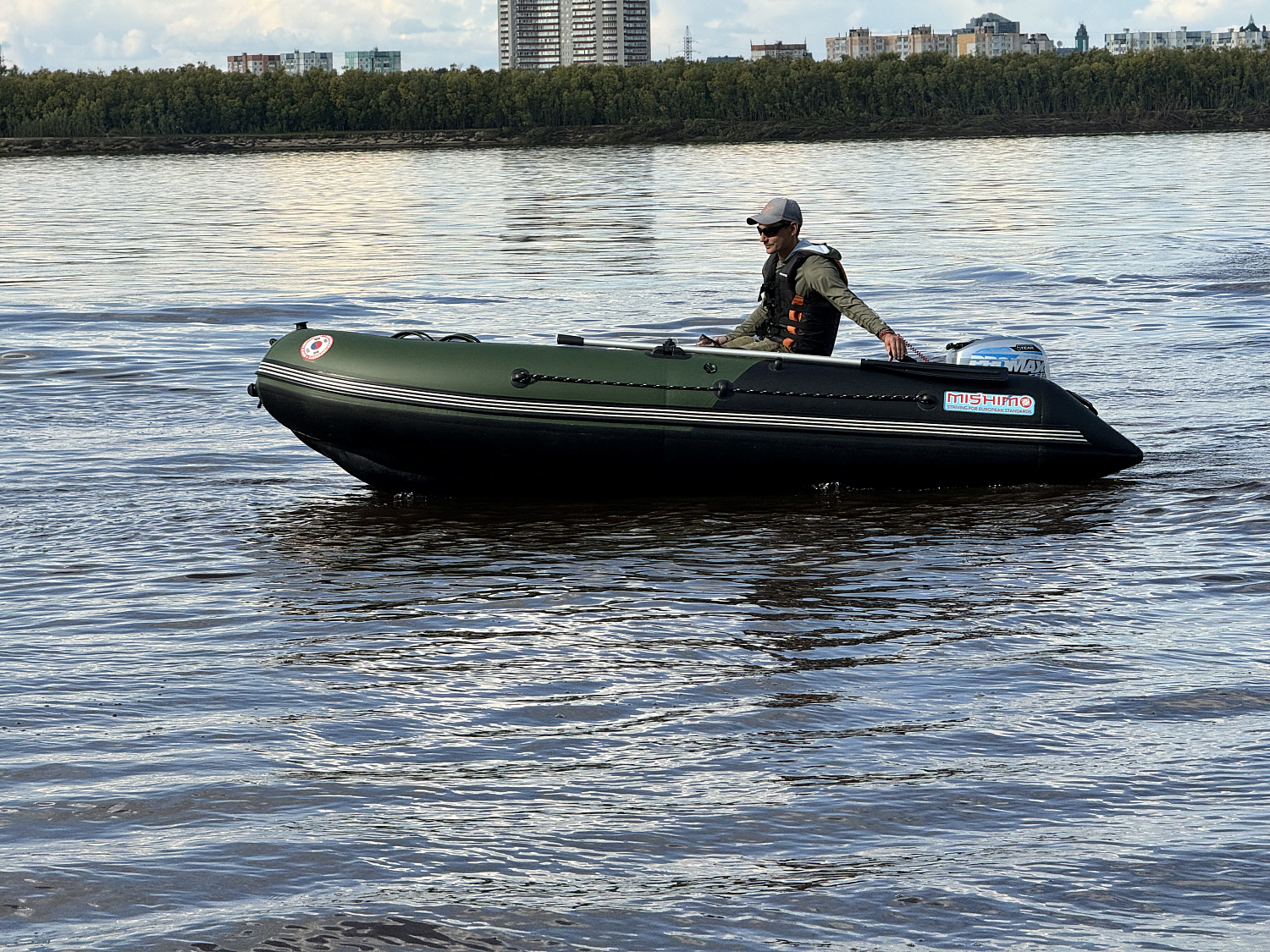 Лодка MISHIMO BIG FLOOR 380 в Смоленске