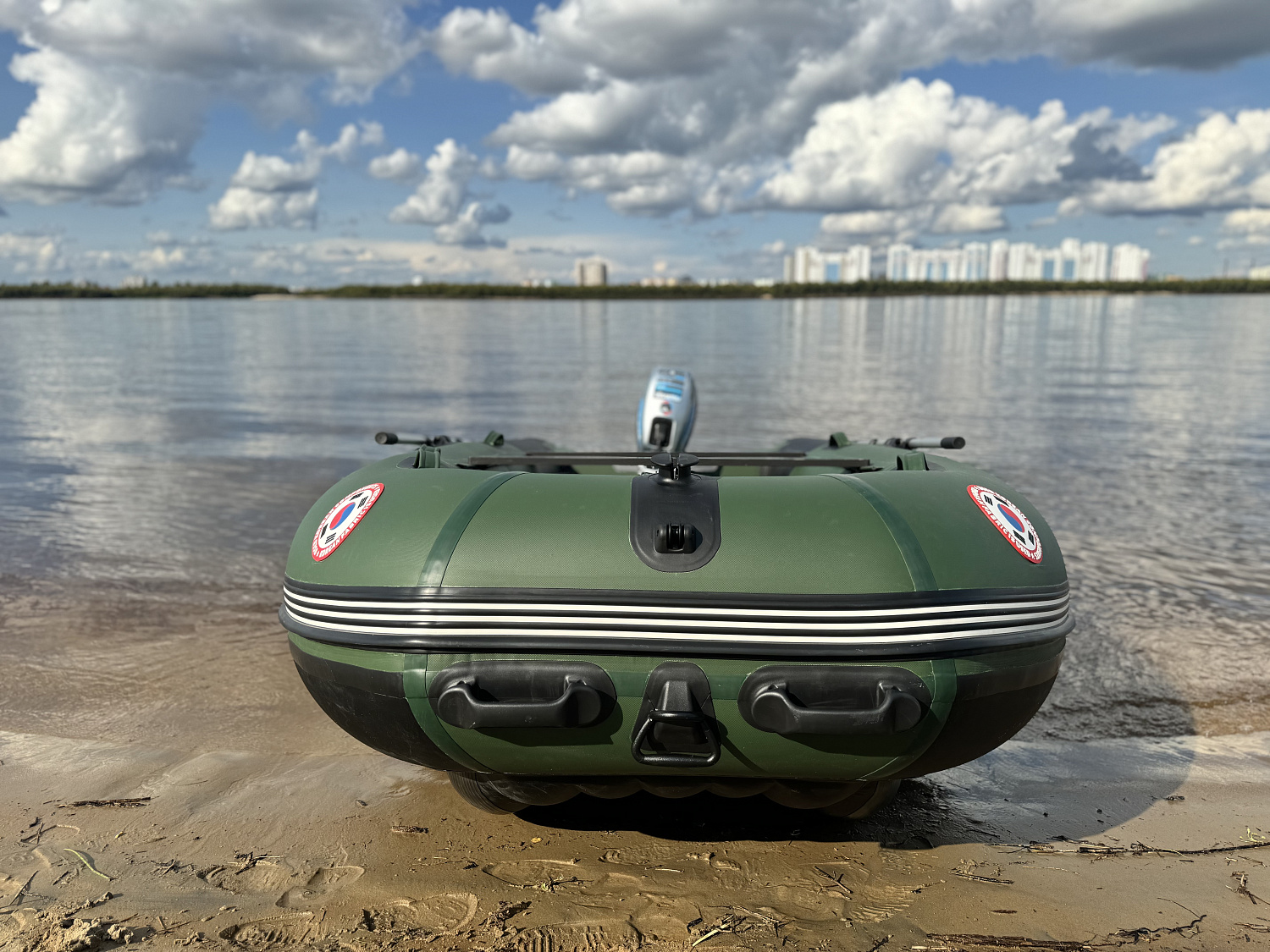 Лодка MISHIMO BIG FLOOR 420 в Смоленске